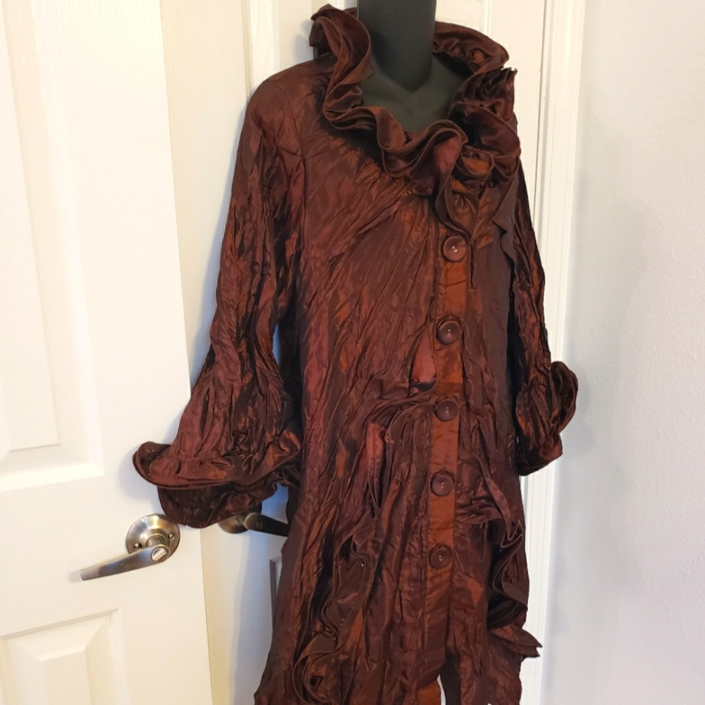 New with tags Pretty Angel crinkle, ruffle brown shimmer jacket Large